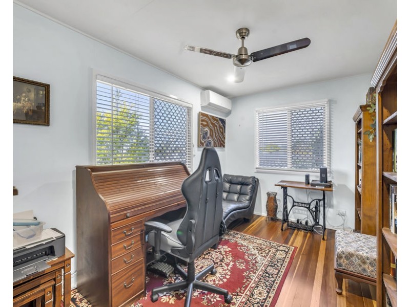 38 Raceview Street, Raceview QLD 4305