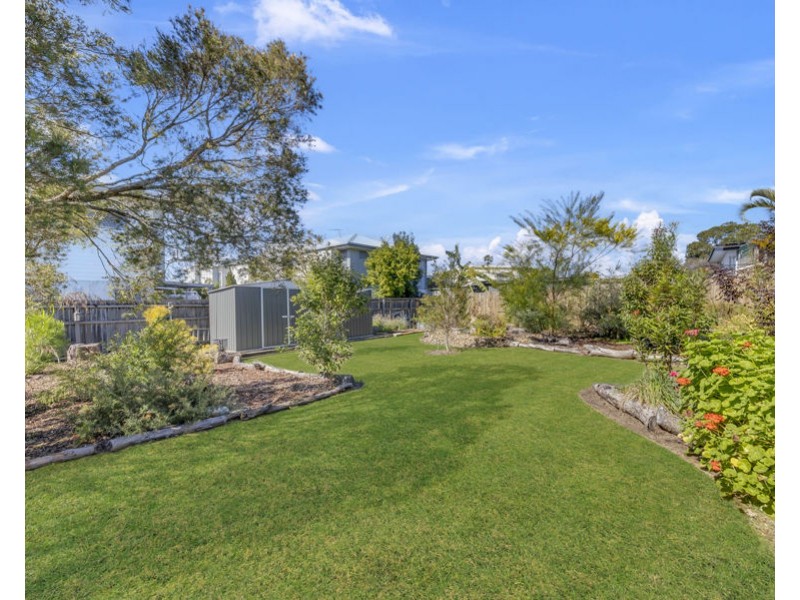 38 Raceview Street, Raceview QLD 4305