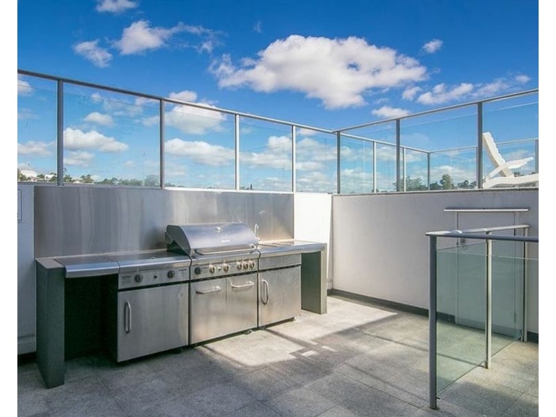 208/11 Ellenborough Street, Woodend QLD 4305