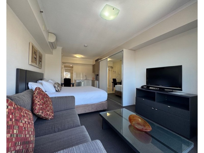 208/11 Ellenborough Street, Woodend QLD 4305