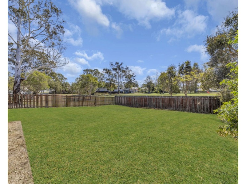 27 Denman Street, Leichhardt QLD 4305