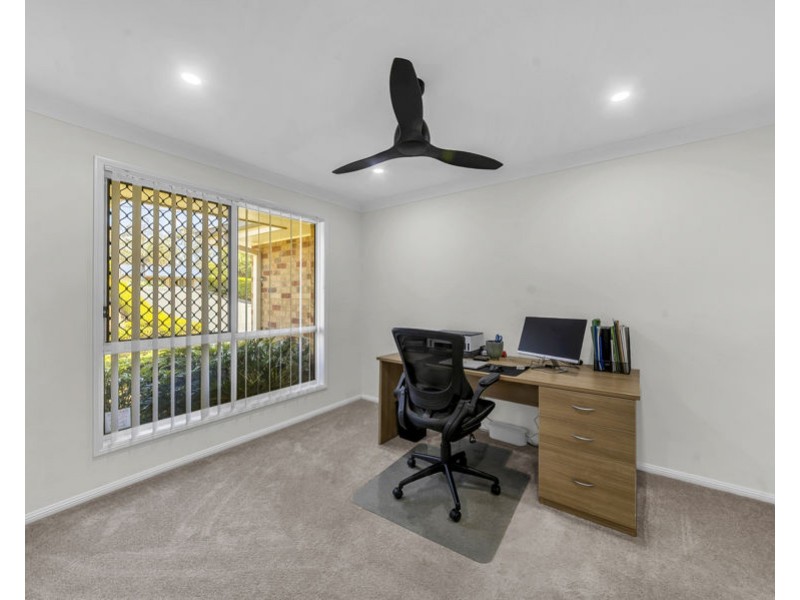 33-35 Eastfield Court, Deebing Heights QLD 4306
