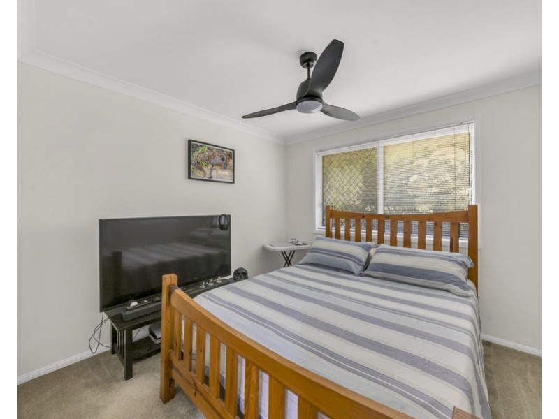 33-35 Eastfield Court, Deebing Heights QLD 4306