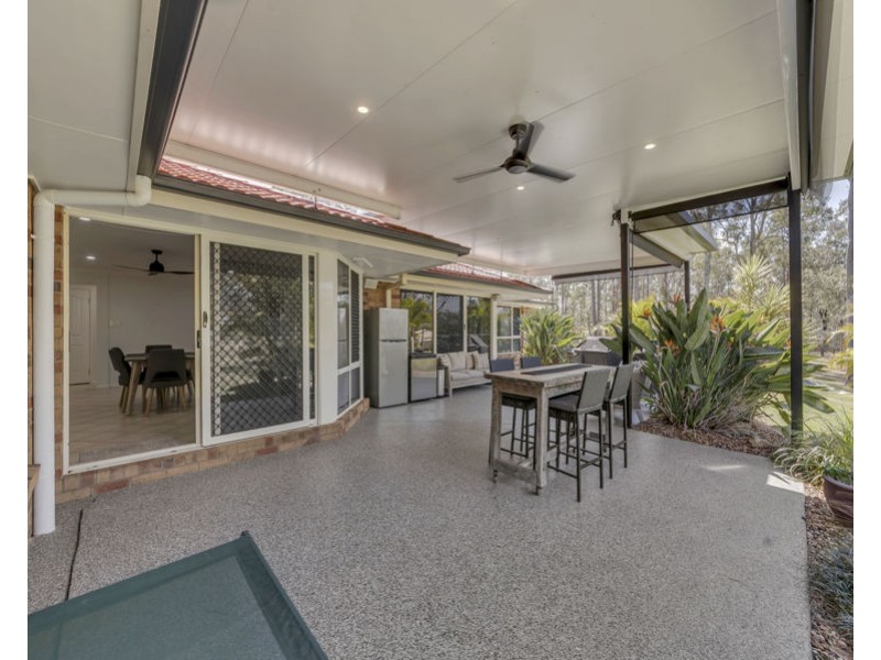 33-35 Eastfield Court, Deebing Heights QLD 4306