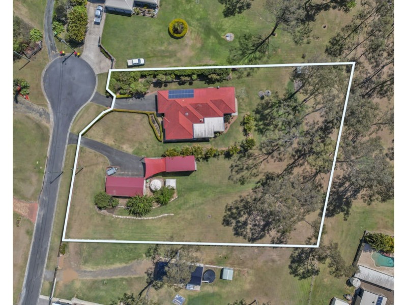 33-35 Eastfield Court, Deebing Heights QLD 4306