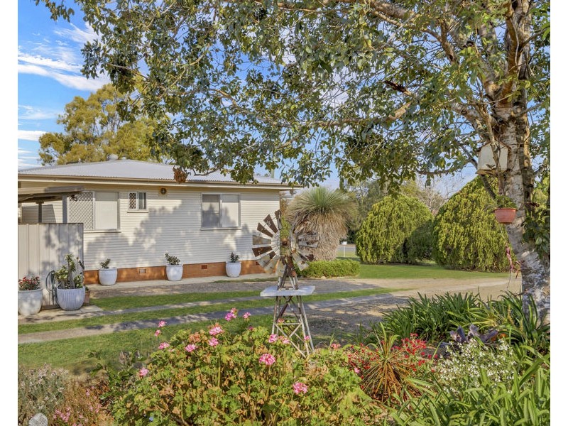29 Peak Crossing Churchbank Weir Road, Peak Crossing QLD 4306