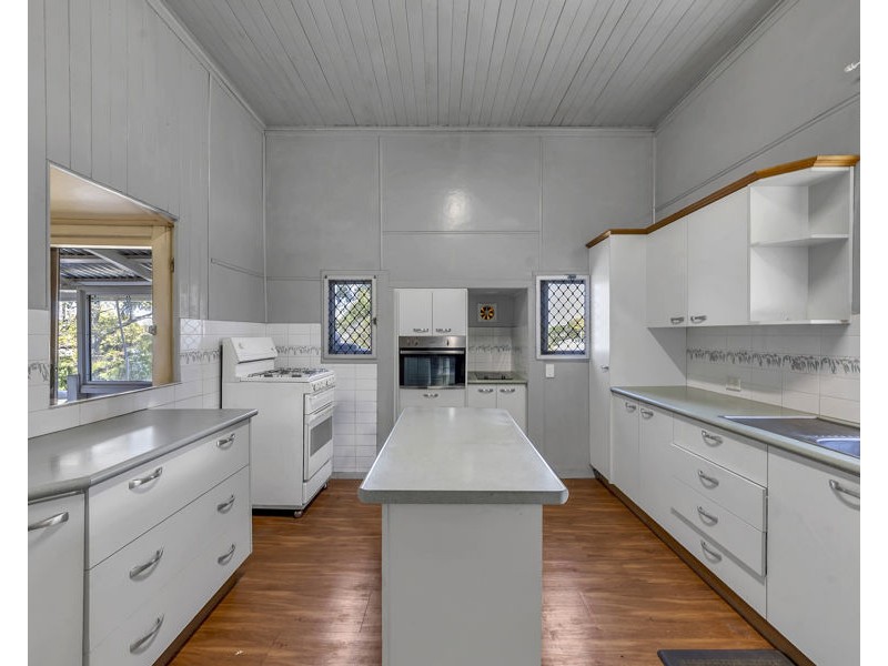 26 Pine Mountain Road, North Ipswich QLD 4305