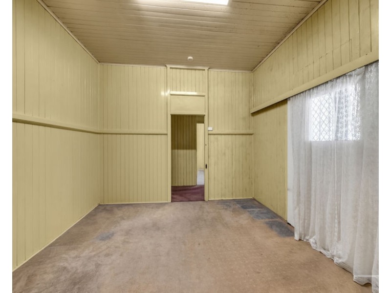 26 Pine Mountain Road, North Ipswich QLD 4305