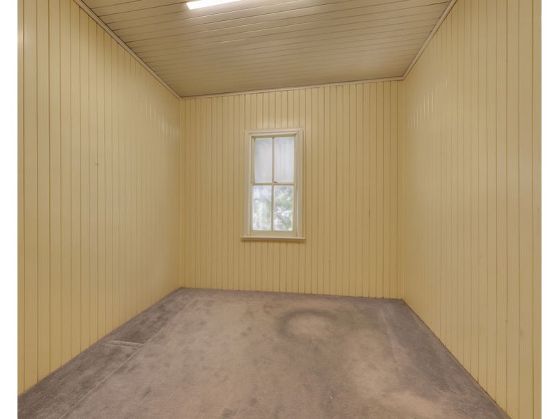 26 Pine Mountain Road, North Ipswich QLD 4305