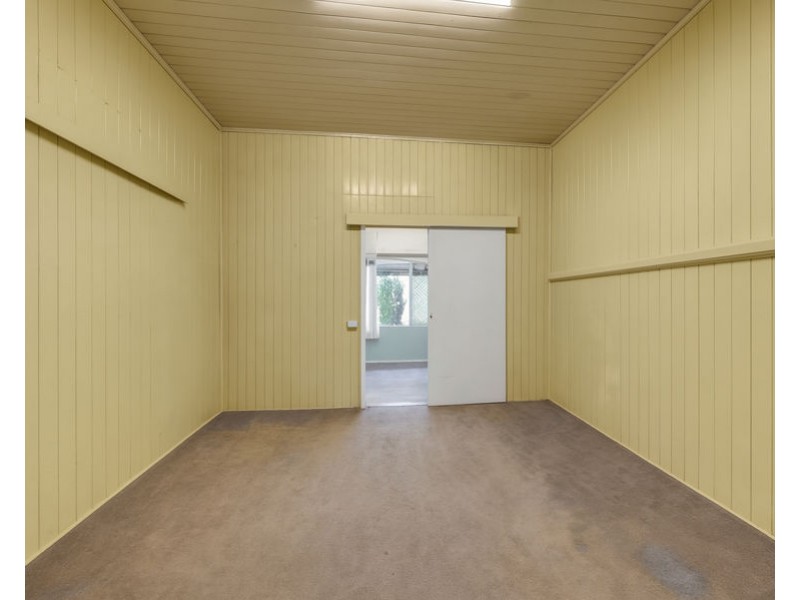 26 Pine Mountain Road, North Ipswich QLD 4305