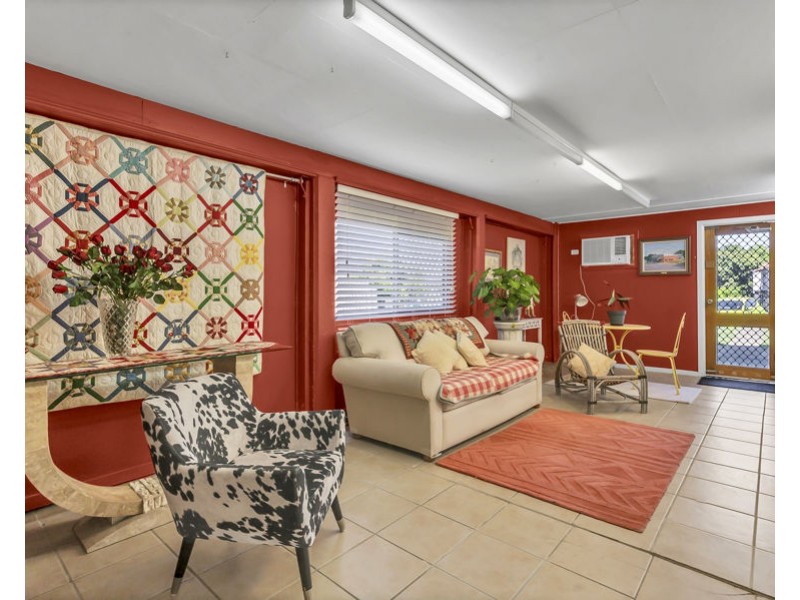 44 Warner Street, Raceview QLD 4305