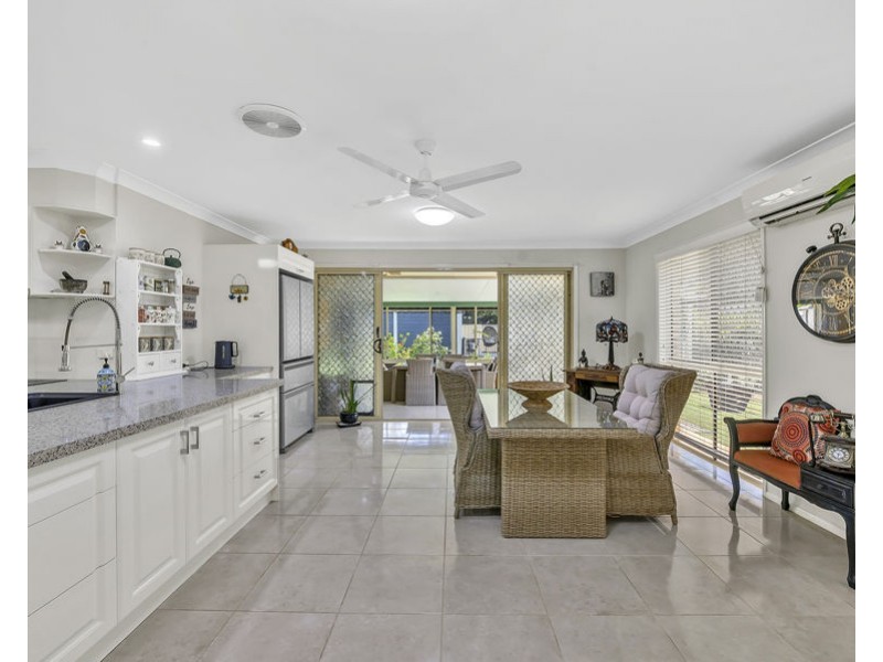 53 Lakeview Drive, Deebing Heights QLD 4306