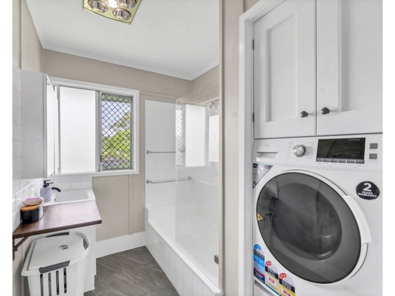 56 Avon Street, Leichhardt QLD 4305