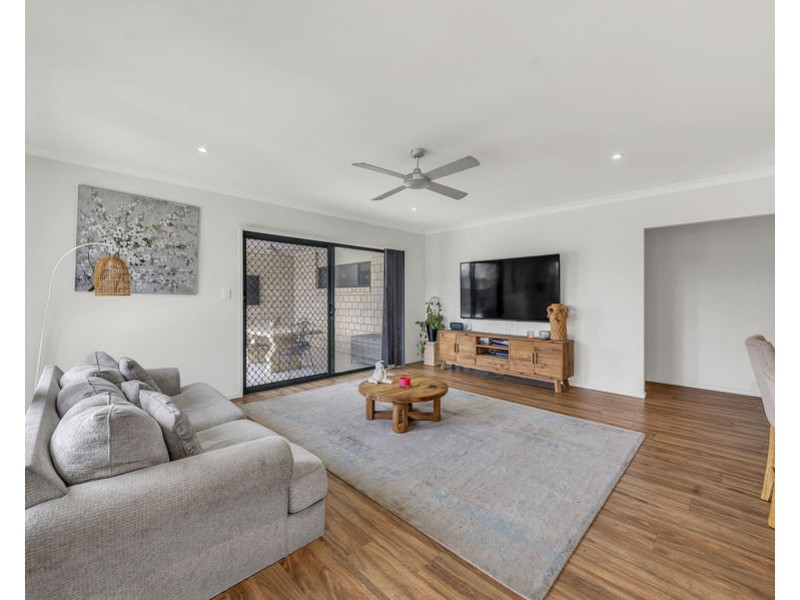 118 Sovereign Drive, Deebing Heights QLD 4306