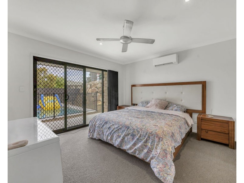 118 Sovereign Drive, Deebing Heights QLD 4306