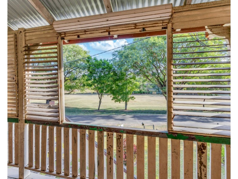 7 Willey Street, Ipswich QLD 4305