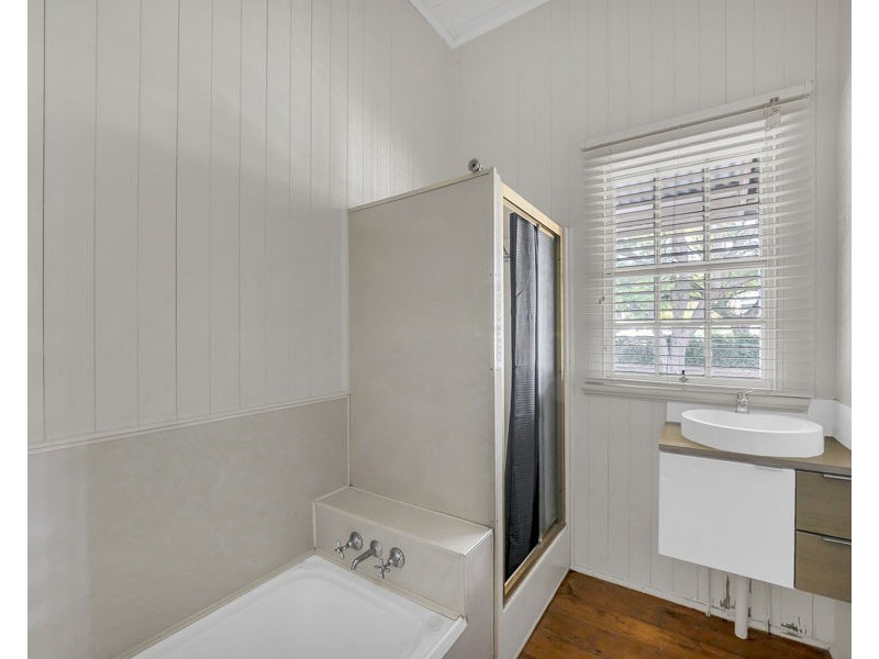 7 Willey Street, Ipswich QLD 4305