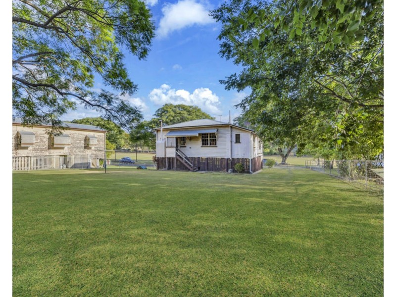 7 Willey Street, Ipswich QLD 4305