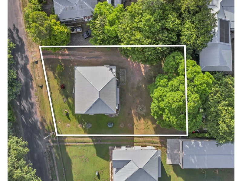 7 Willey Street, Ipswich QLD 4305