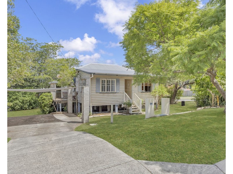 18 Chilcot Street, Silkstone QLD 4304