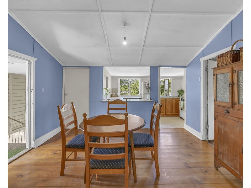 18 Chilcot Street, Silkstone QLD 4304