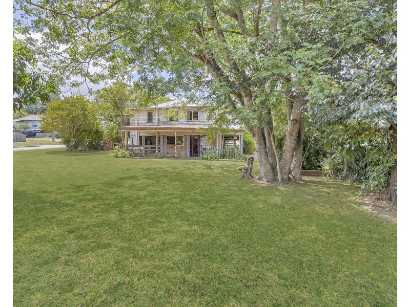 18 Chilcot Street, Silkstone QLD 4304