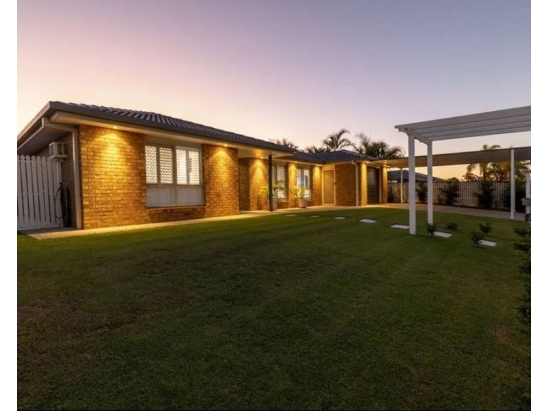 75 Equestrian Drive, Yamanto QLD 4305