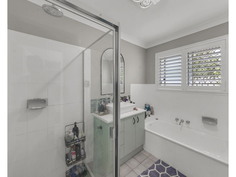 75 Equestrian Drive, Yamanto QLD 4305