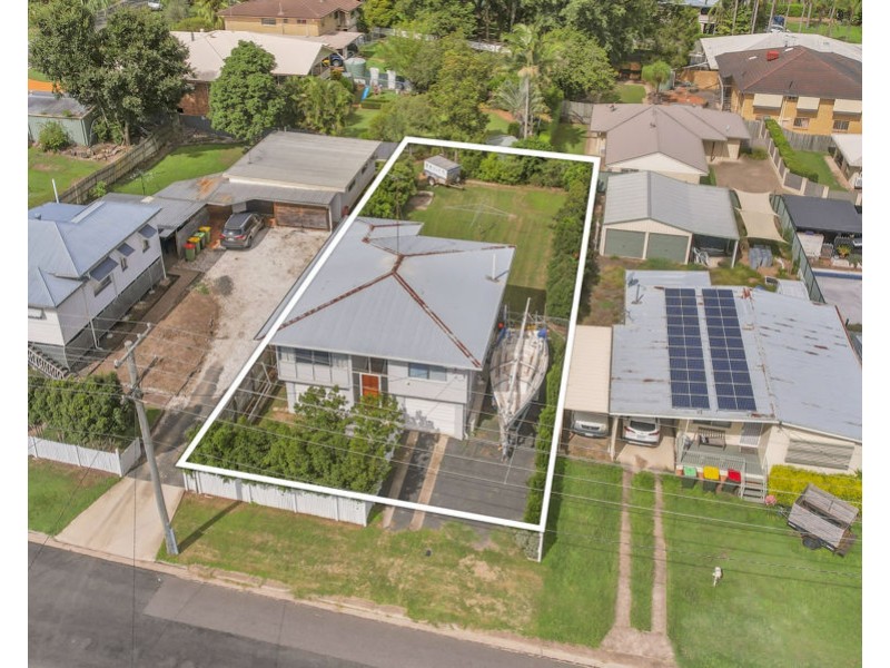 24 Briggs Road, Eastern Heights QLD 4305