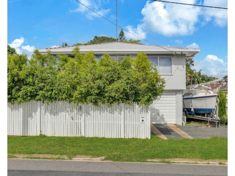 24 Briggs Road, Eastern Heights QLD 4305