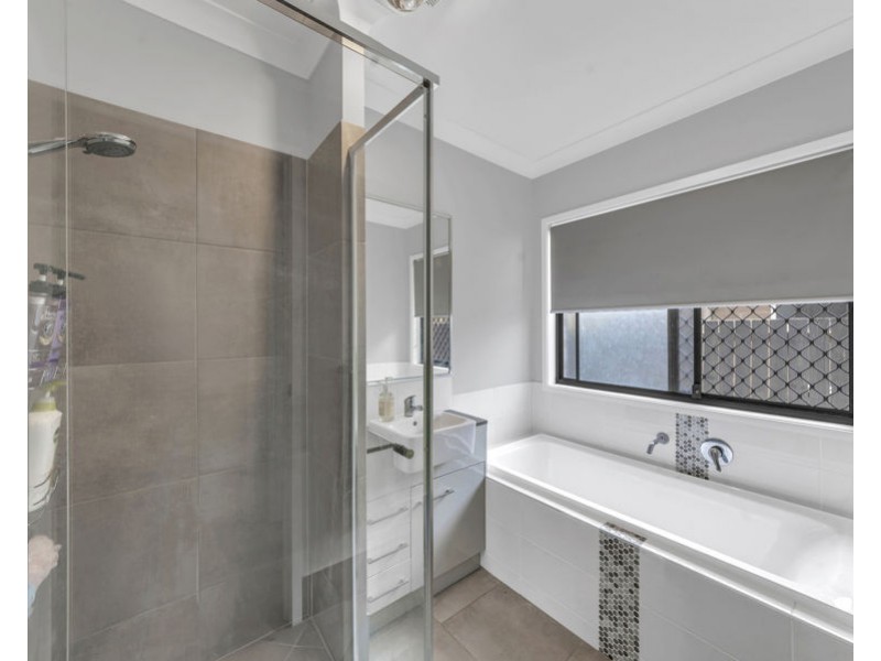 21 Caladenia Street, Deebing Heights QLD 4306