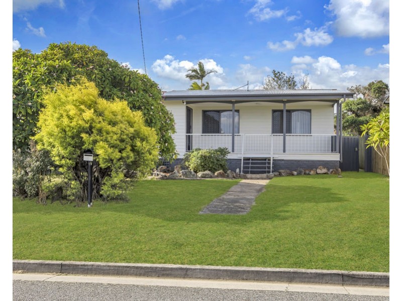 4 Warrawong Street, Eastern Heights QLD 4305