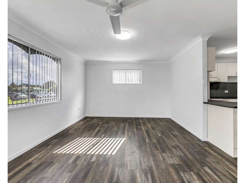 4 Warrawong Street, Eastern Heights QLD 4305