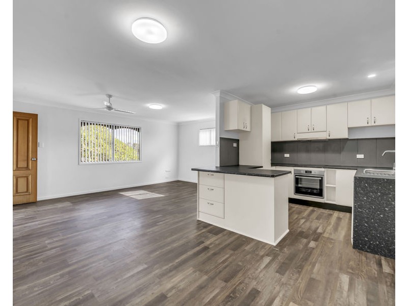 4 Warrawong Street, Eastern Heights QLD 4305