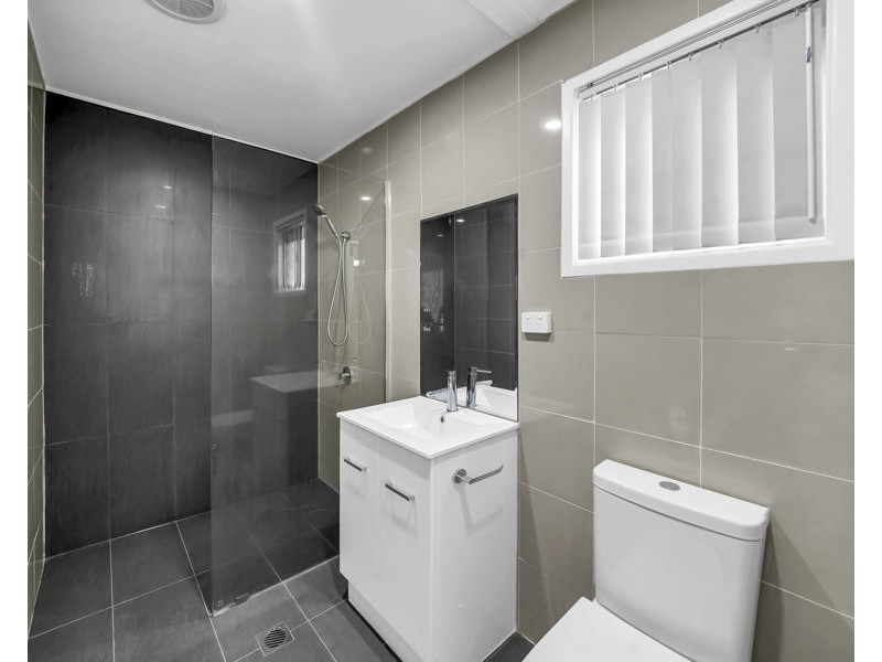 4 Warrawong Street, Eastern Heights QLD 4305