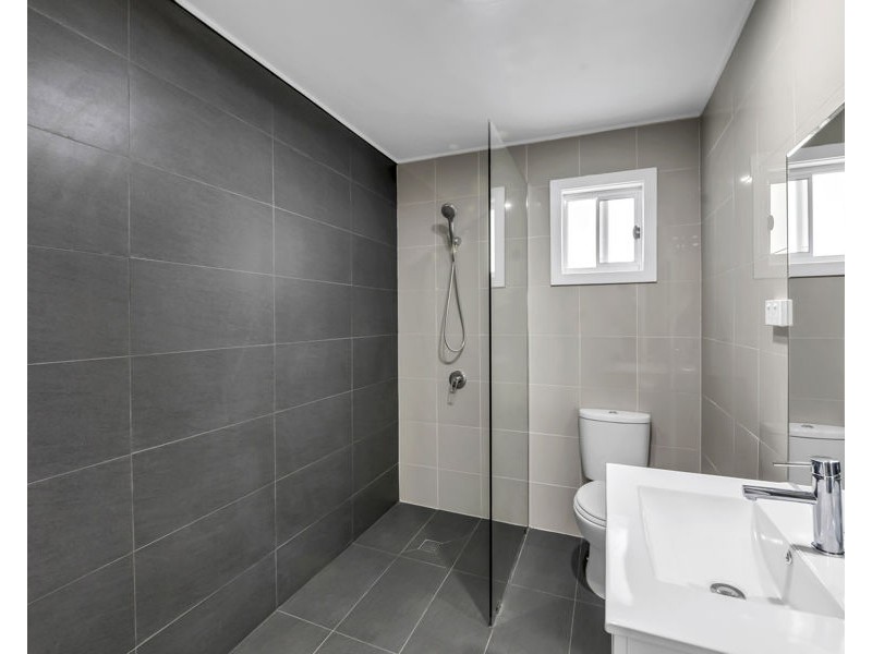 4 Warrawong Street, Eastern Heights QLD 4305