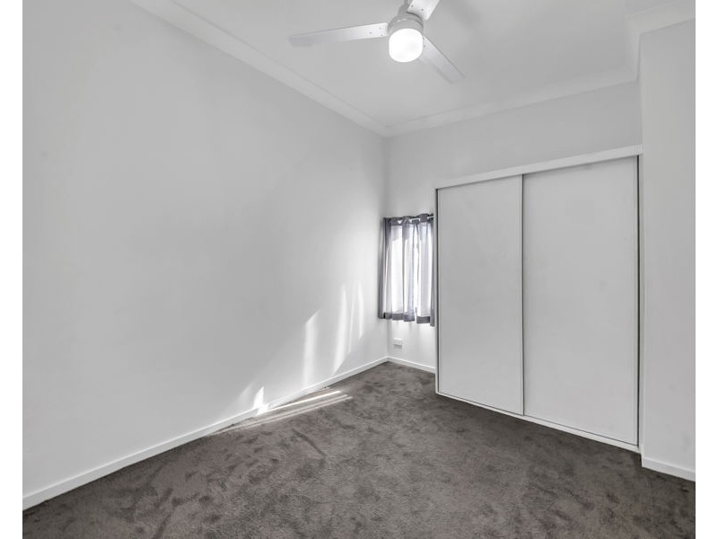 4 Warrawong Street, Eastern Heights QLD 4305