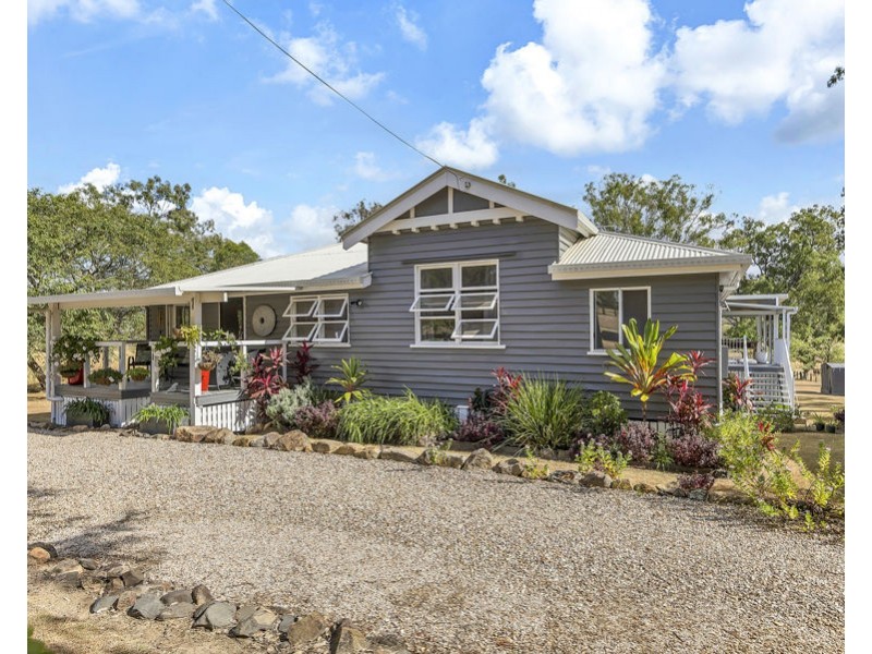 360 Carneys Creek Road, Croftby QLD 4310
