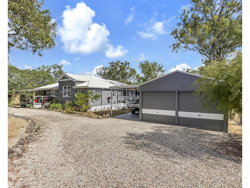 360 Carneys Creek Road, Croftby QLD 4310