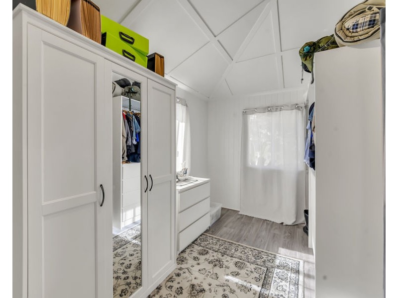 360 Carneys Creek Road, Croftby QLD 4310