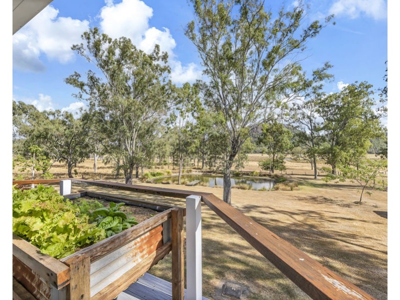 360 Carneys Creek Road, Croftby QLD 4310