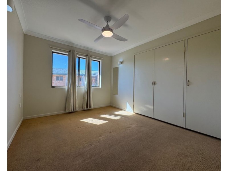 5/137 Welsby Parade, Bongaree QLD 4507