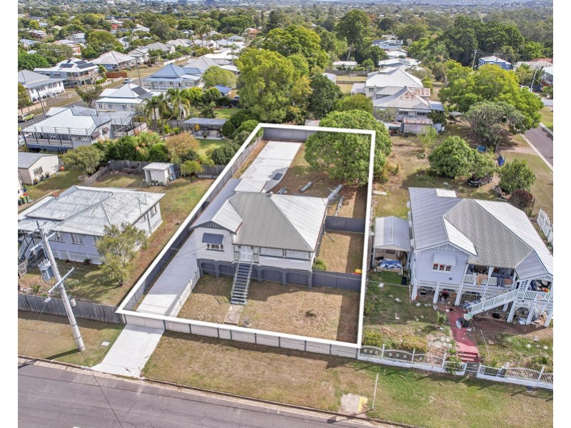 20 North Station Road, North Booval QLD 4304