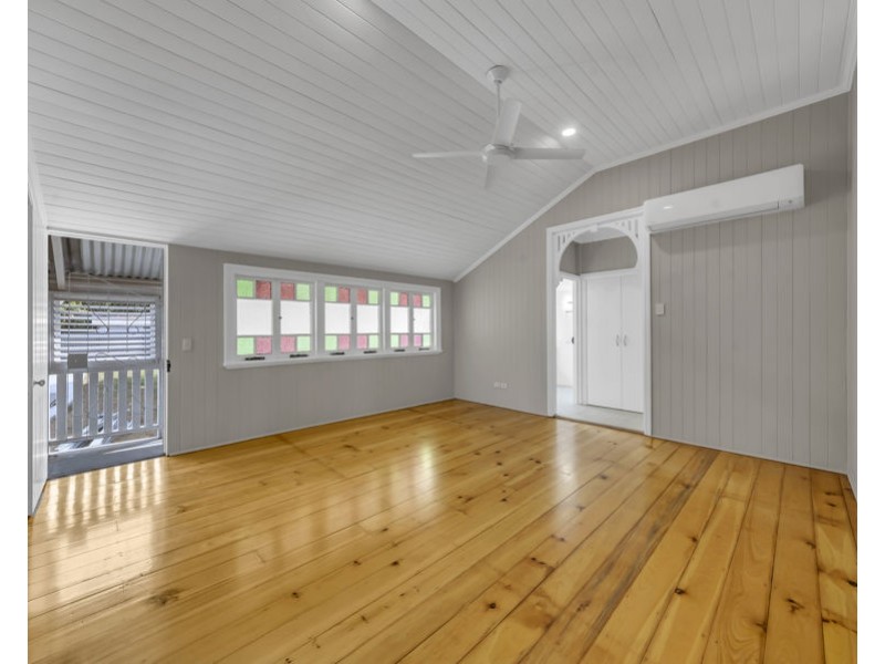 20 North Station Road, North Booval QLD 4304