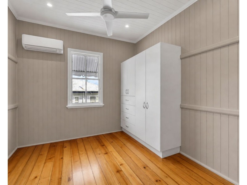 20 North Station Road, North Booval QLD 4304