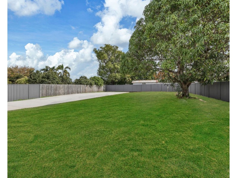20 North Station Road, North Booval QLD 4304