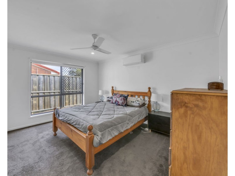 100 Equestrian Drive, Yamanto QLD 4305