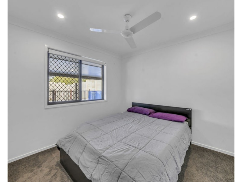 100 Equestrian Drive, Yamanto QLD 4305