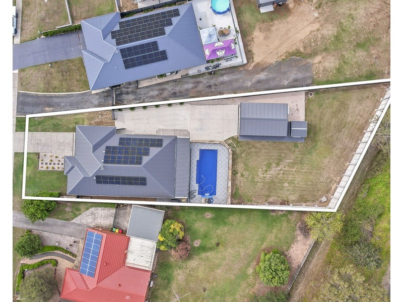 100 Equestrian Drive, Yamanto QLD 4305