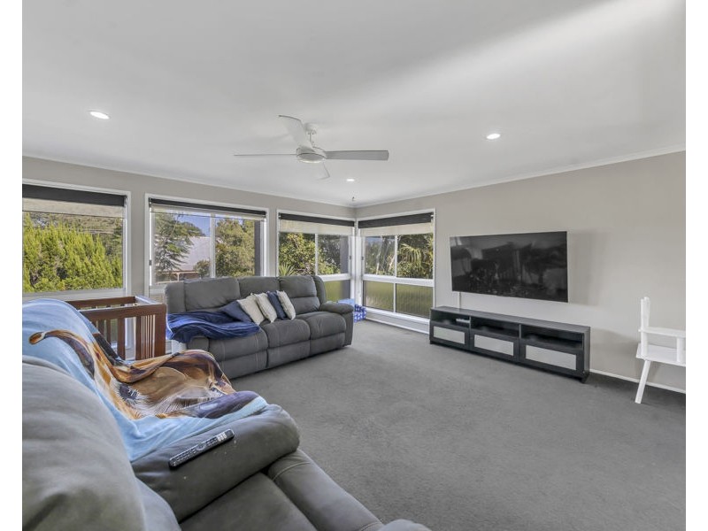 21 Suffield Drive, Yamanto QLD 4305